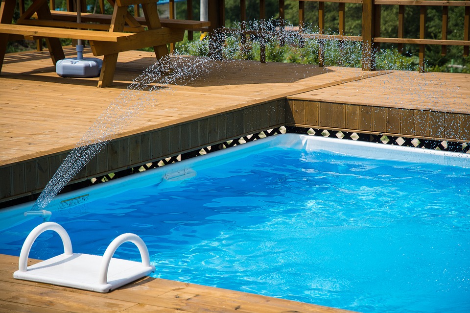 Pourquoi faire construire une mini piscine