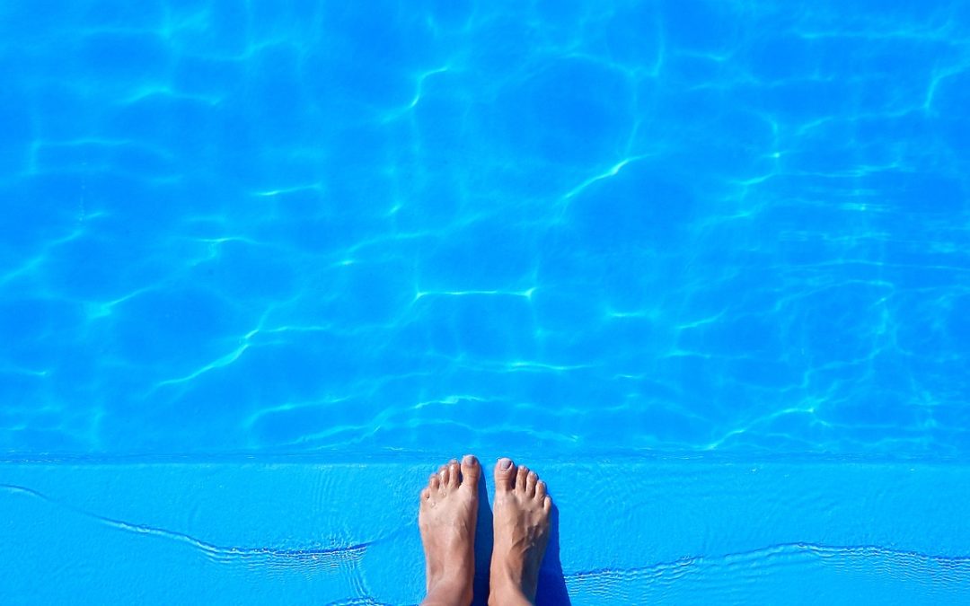 Entretien de piscine : faut-il opter pour un traitement au sel ?